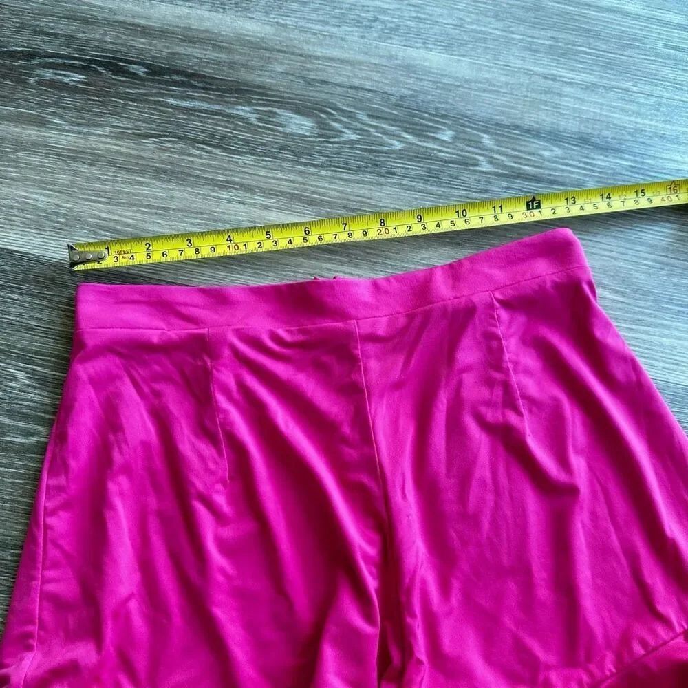 NBD fuchsia shorts - Picture 8 of 8